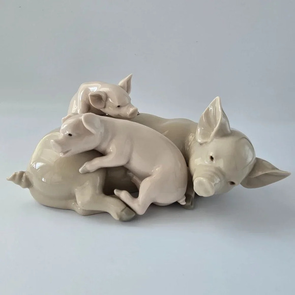 Vintage  Lladro ‘Playful Piglets’ Porcelain Figurine (5228) With Box Rare - Picture 3 of 13